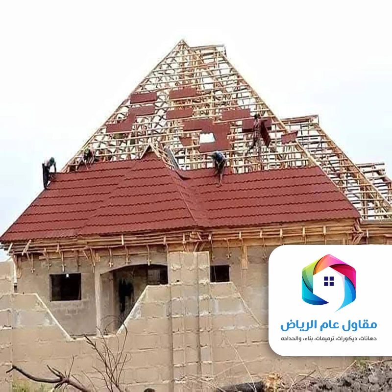 فني تركيب قرميد الرياض