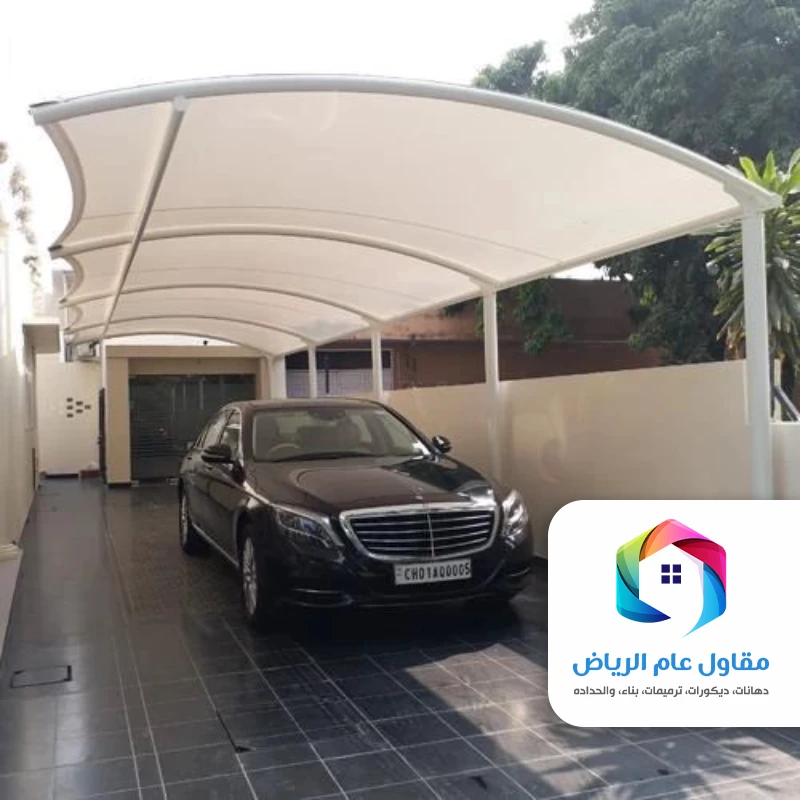 مظلة خارجية للسيارات في حي حطين